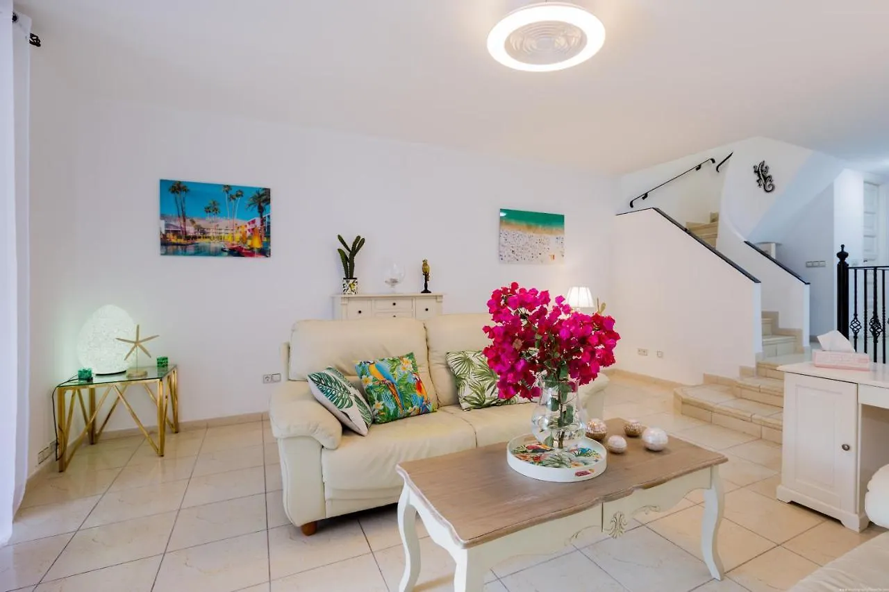 Go2Tenerife Tropicana Villa Santiago 2 Playa de las Americas  0*, Playa de las Americas (Tenerife)